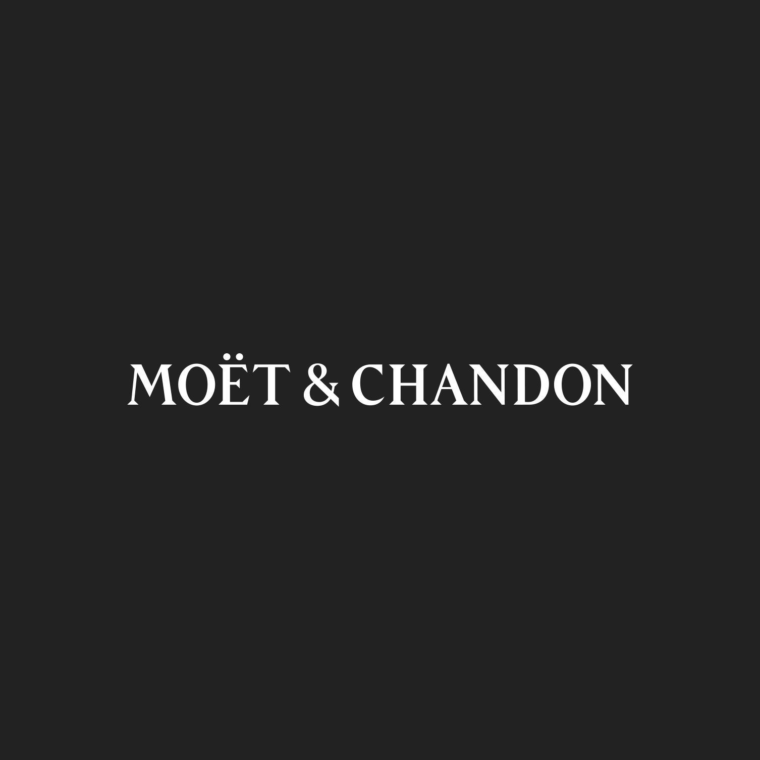 MOËT & CHANDON.